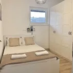Romana - Free Private Parking Apartament Lublana