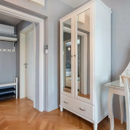 Romana - Free Private Parking * Любляна