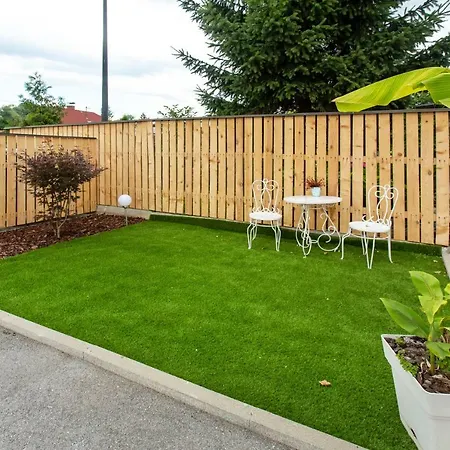 Romana - Free Private Parking Apartmán