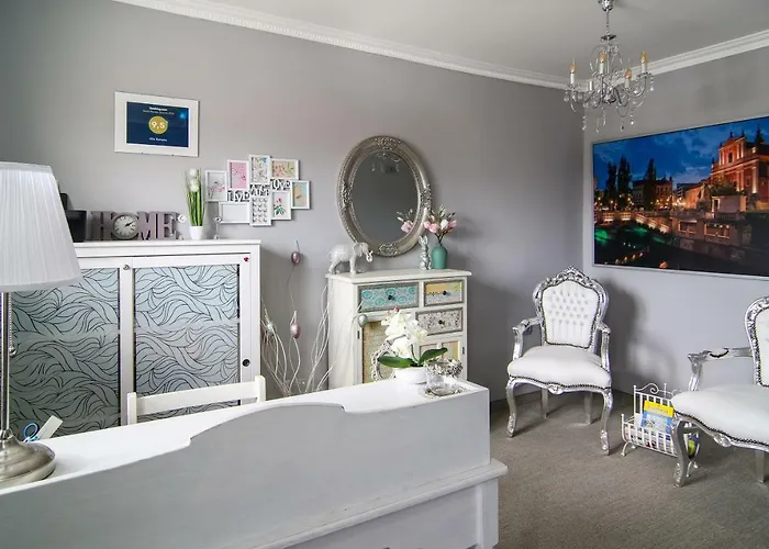 Romana - Free Private Parking *